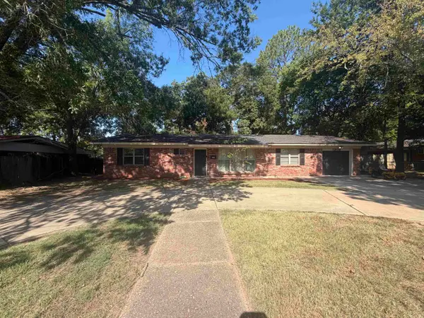 1309 Donaghey Avenue, Conway, AR 72034