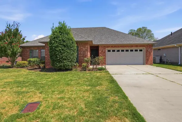 1160 Calloway Drive, Conway, AR 72034