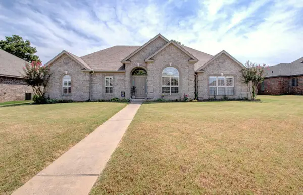 324 Country Club Parkway, Maumelle, AR 72113