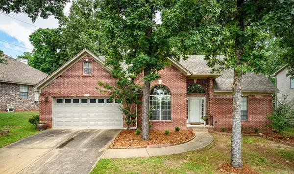 1907 Cherrybend Drive, Little Rock, AR 72211