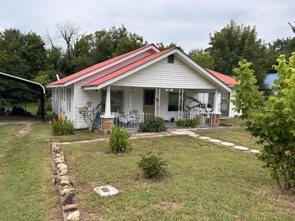 407 S Peabody Avenue, Mountain View, AR 72560 - #1