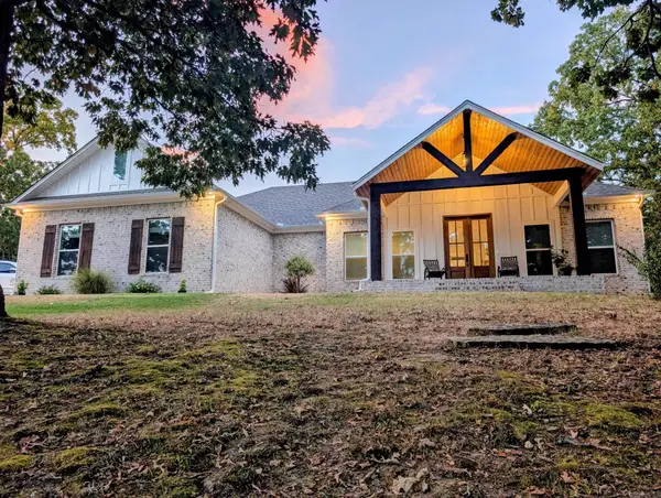 102 Merritt Road, Greenbrier, AR 72058