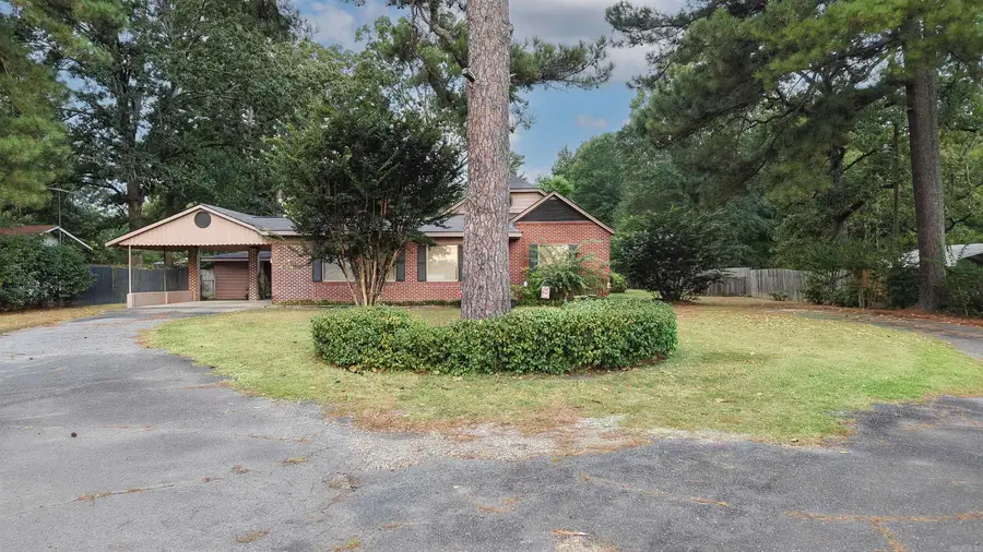 3604 Oakwood, Pine Bluff, AR 71603 - #3
