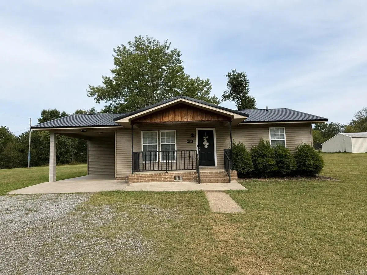 202 N Spain, Letona, AR 72085 - #1