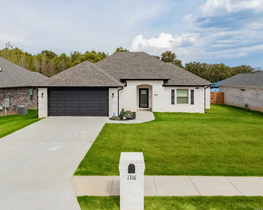 1316 Prudence Street, Jacksonville, AR 72076 - #2