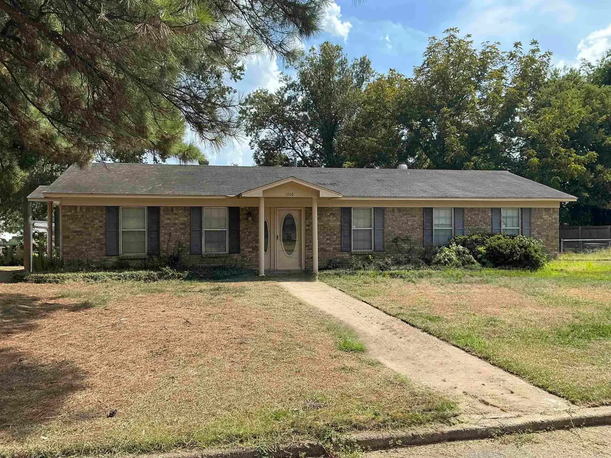 1200 E Bowles Street, Dumas, AR 71639 - #1