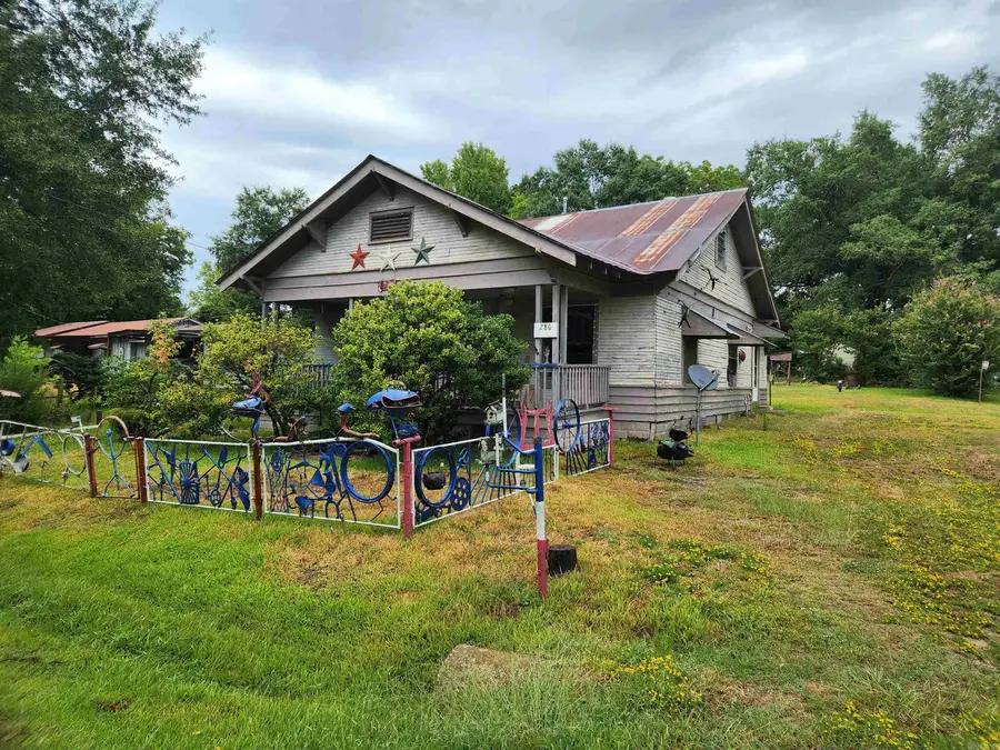 280 W Second St Street, Kingsland, AR 71652 - #2