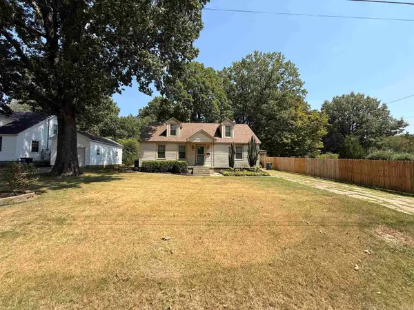 551 N 5th Avenue, Piggott, AR 72454