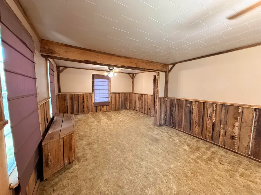 551 N 5th Avenue, Piggott, AR 72454 - #3
