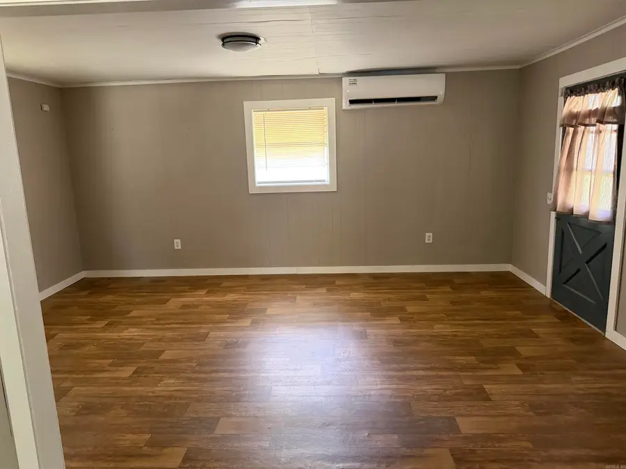 212 N Union Avenue, Mountain View, AR 72560 - #2