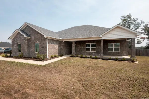 26966 S Sardis Road, Bauxite, AR 72011