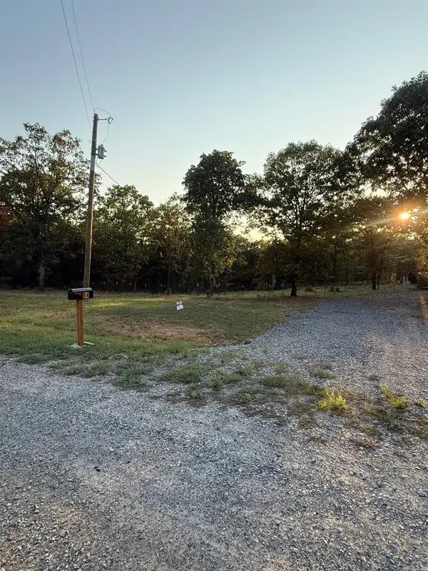 64 Madison Lane, Jacksonville, AR 72076