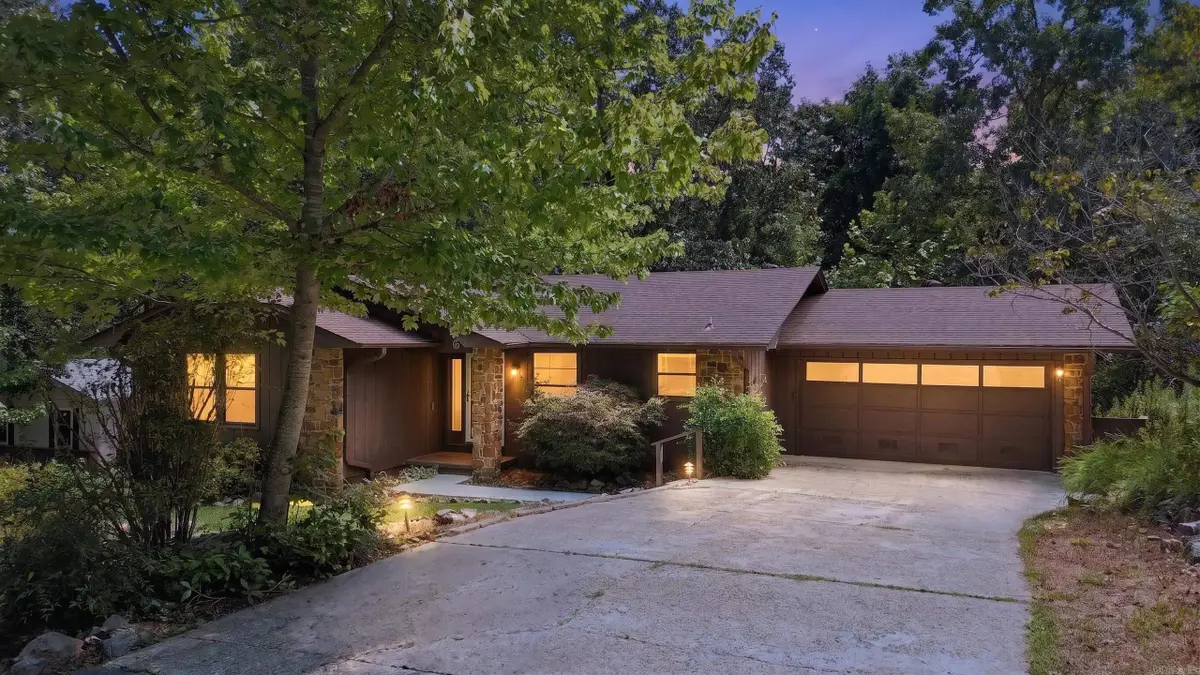 6 Badalona Lane, Hot Springs Village, AR 71909 - #1