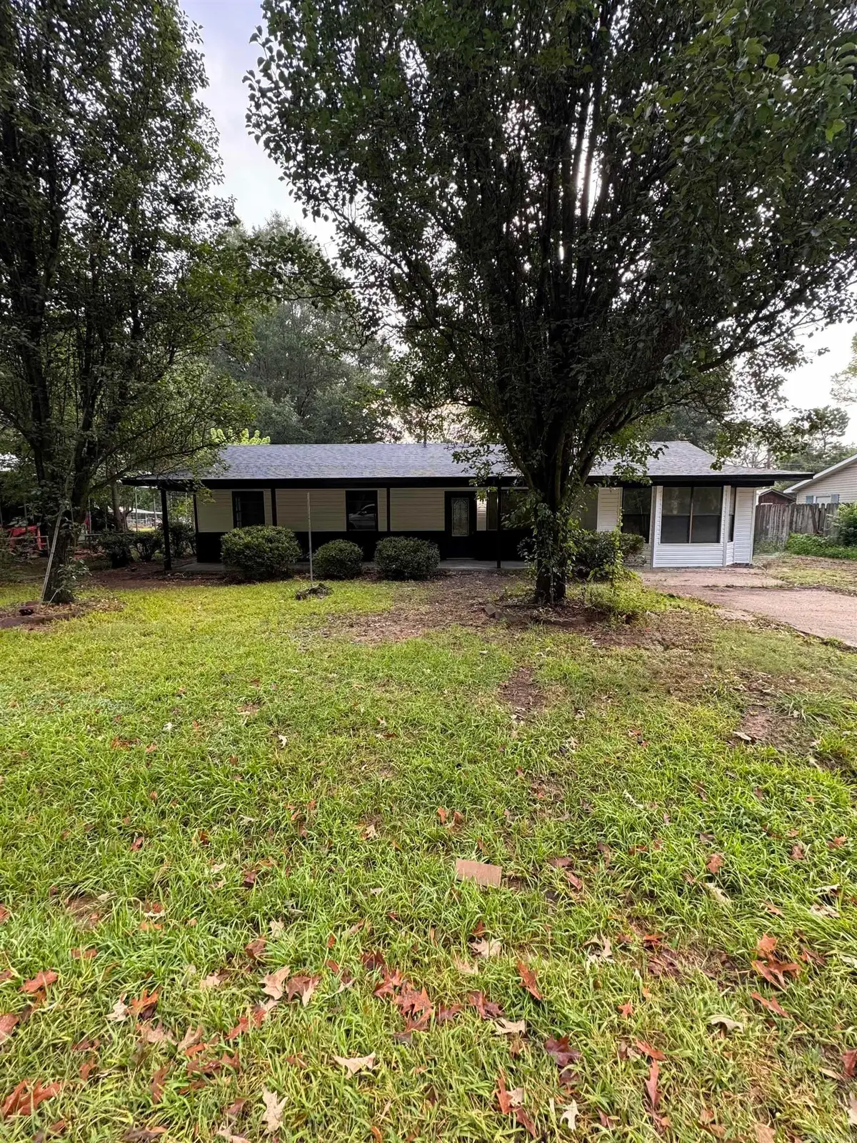 611 Fletcher, Lonoke, AR 72086 - #1