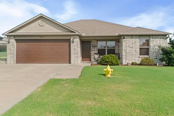 2437 Canterbury Court, Cabot, AR 72023
