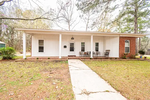 417 Pledger St, Fordyce, AR 71742
