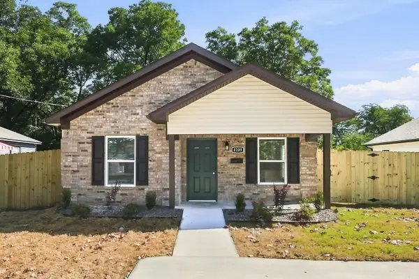 4209.5 Rogers St, North Little Rock, AR 72117
