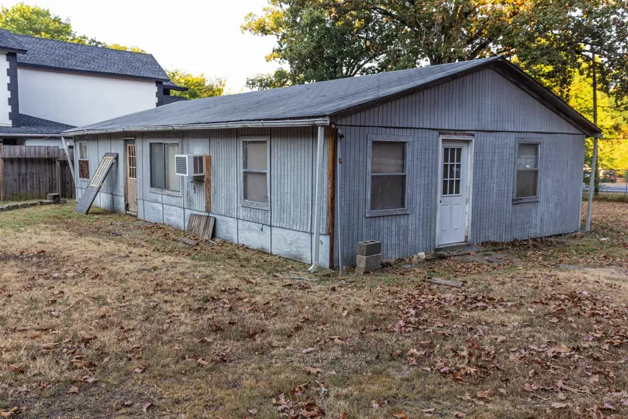 8601 Arch St Pike, Little Rock, AR 72206 - #2