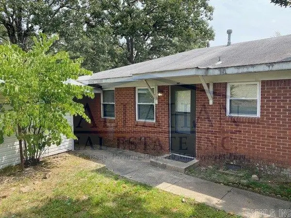 114 & 116 W I Avenue, North Little Rock, AR 72116
