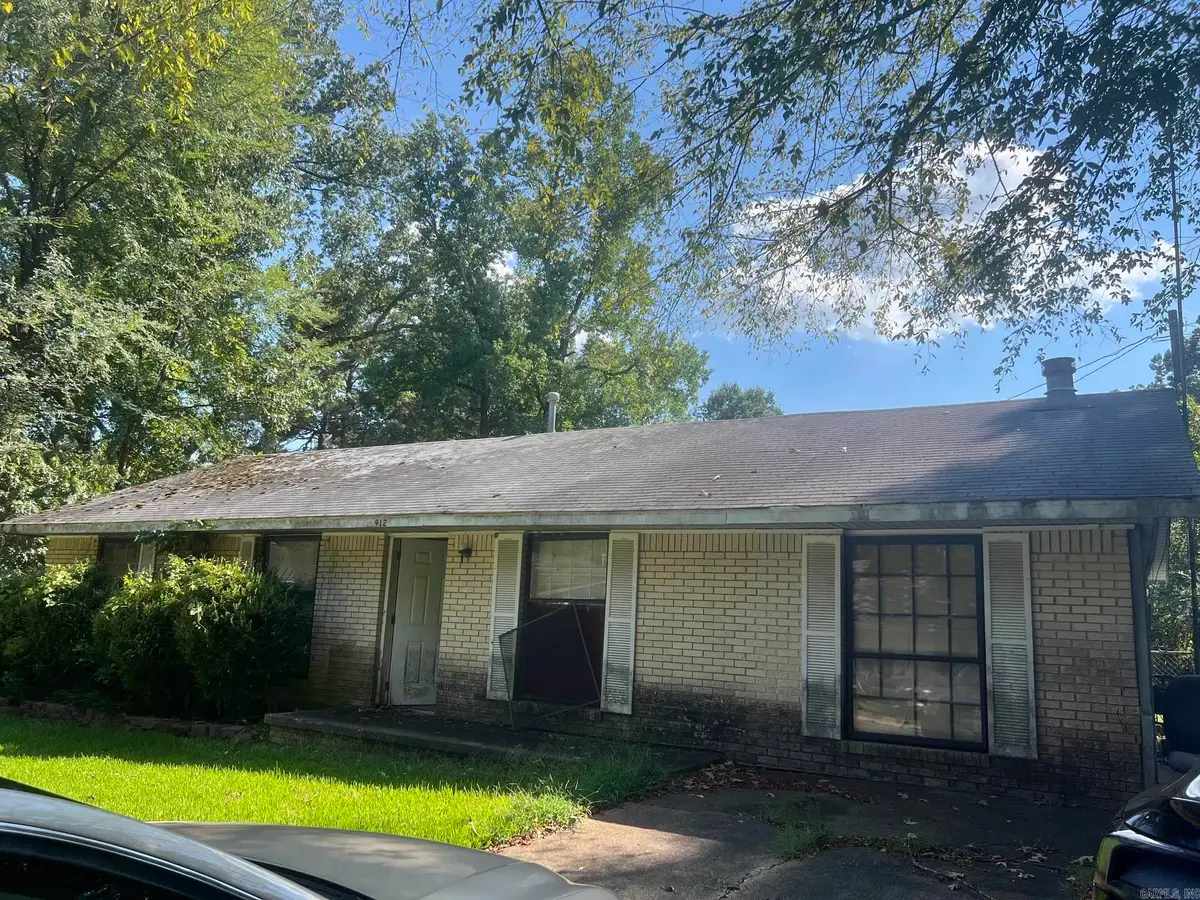 912 Edgehill Dr, Benton, AR 72015 - #1