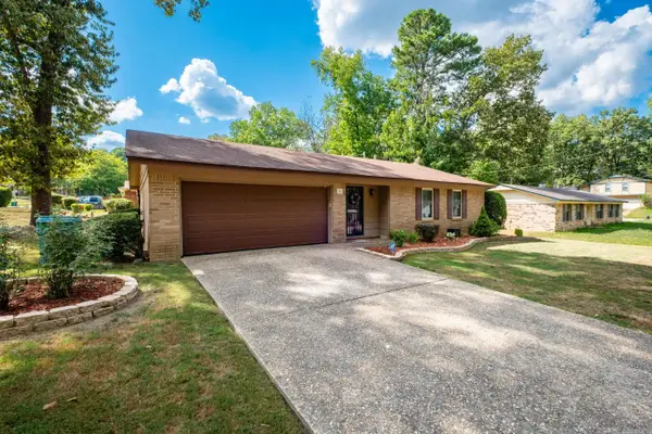 26 Loblolly Drive, Little Rock, AR 72204