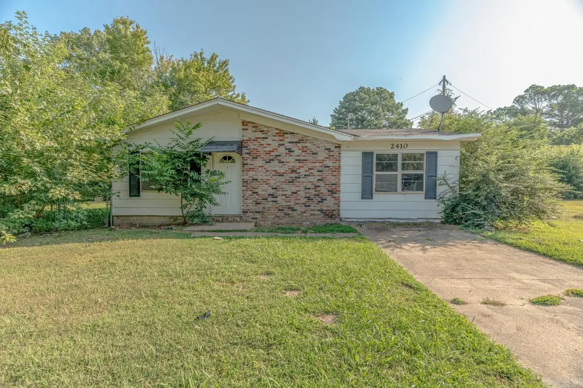 2410 Westacre Dr, Jonesboro, AR 72401 - #1