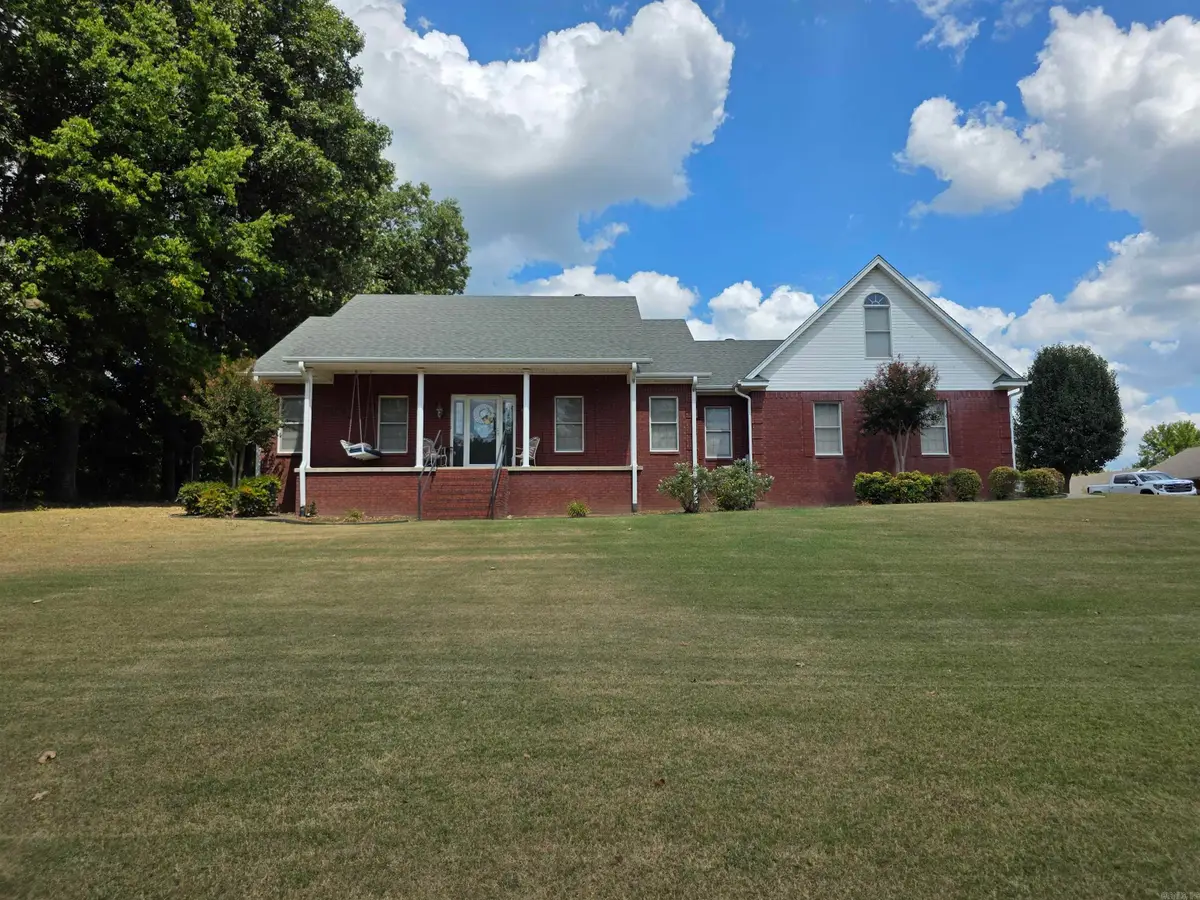 2301 Country Club Rd, Paragould, AR 72450 - #1