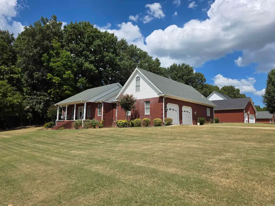 2301 Country Club Rd, Paragould, AR 72450 - #3
