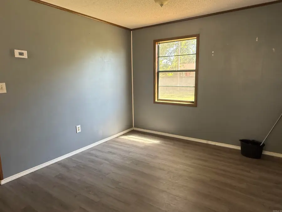 203 S 10th Ave, Paragould, AR 72450 - #3