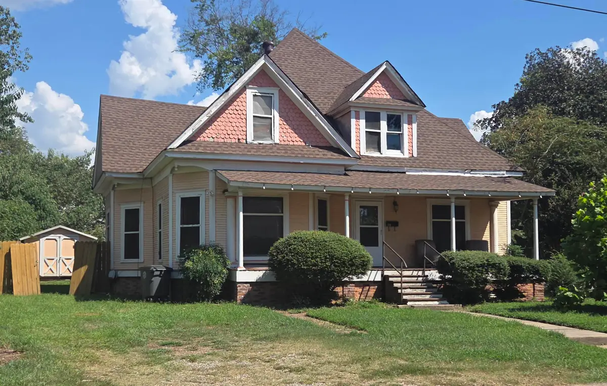 210 S Oak, Searcy, AR 72143 - #1