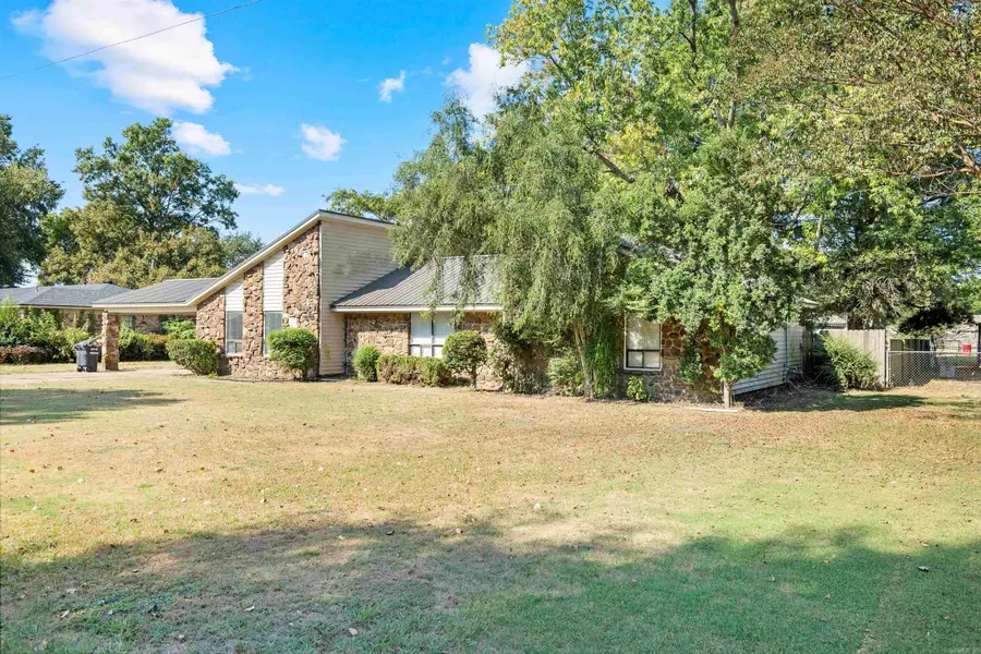 409 Blanton Street, Trumann, AR 72472 - #2