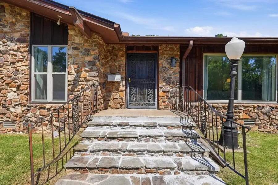 1826 Caldwell Street, Conway, AR 72034 - #2
