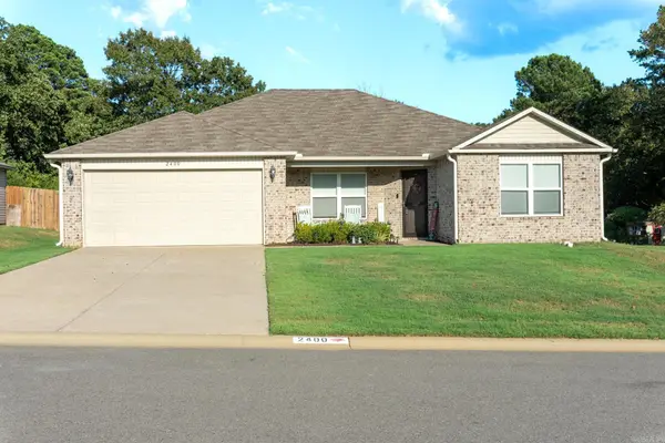 2400 Vivan Drive, Benton, AR 72015