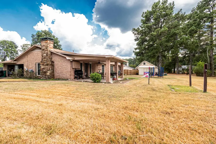 712 Woodview Dr, El Dorado, AR 71730 - #2