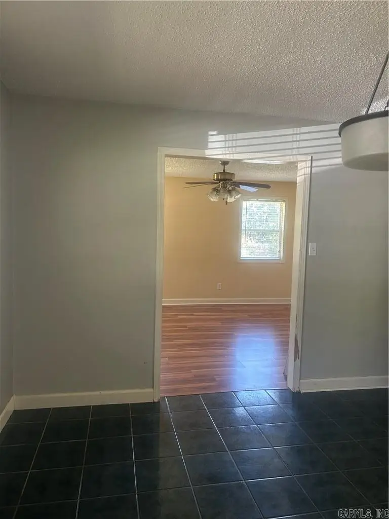2808 N Greenwich Ave, Russellville, AR 72802 - #3