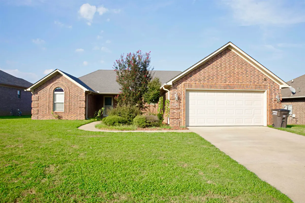 1300 Mesquite Trail, Jacksonville, AR 72076 - #1