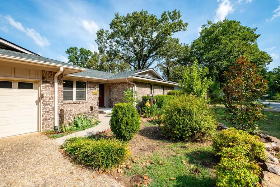203 N Claremont Avenue, Sherwood, AR 72120 - #3