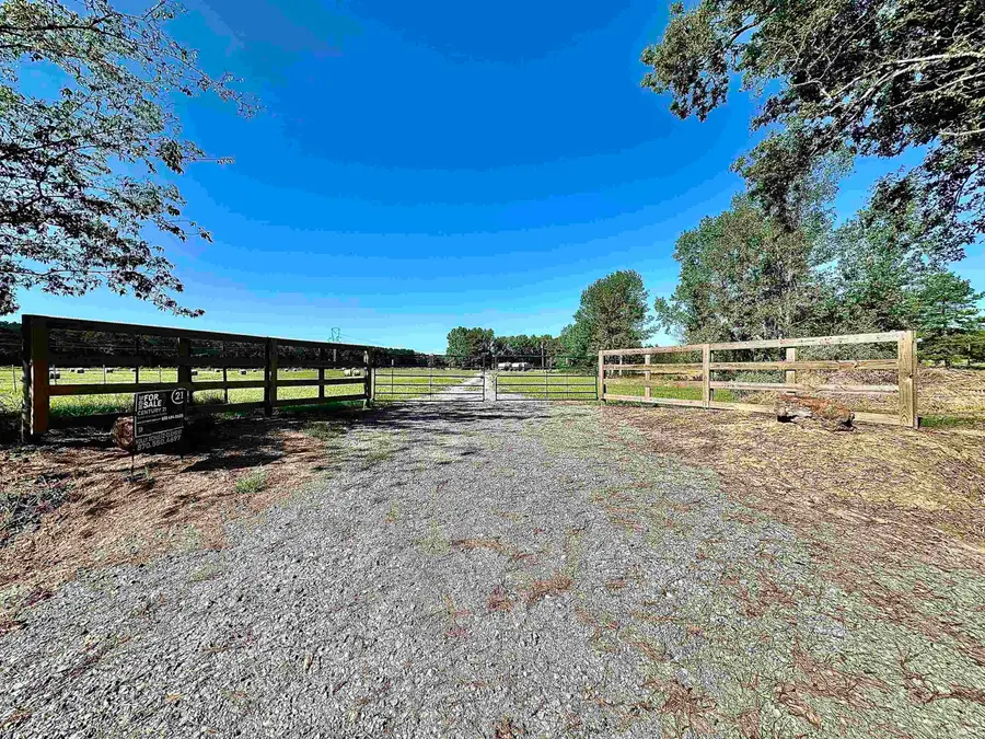 931 Glen Rose Road, Malvern, AR 72104 - #2