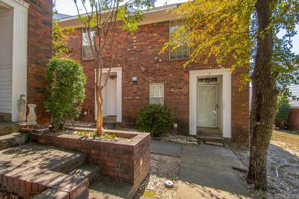 20 Towne Park #6 Court #6, Little Rock, AR 72227