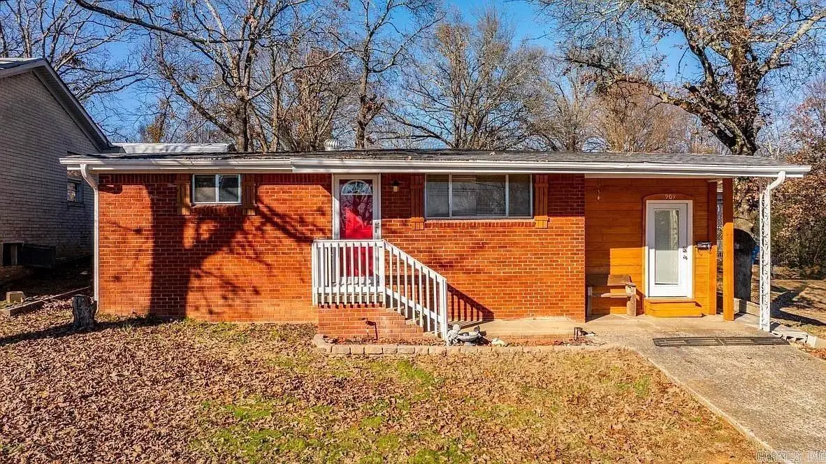 909 W 54th St Street, North Little Rock, AR 72118 - #1