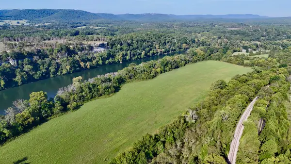 500 Chessmond Ferry Road, Calico Rock, AR 72519
