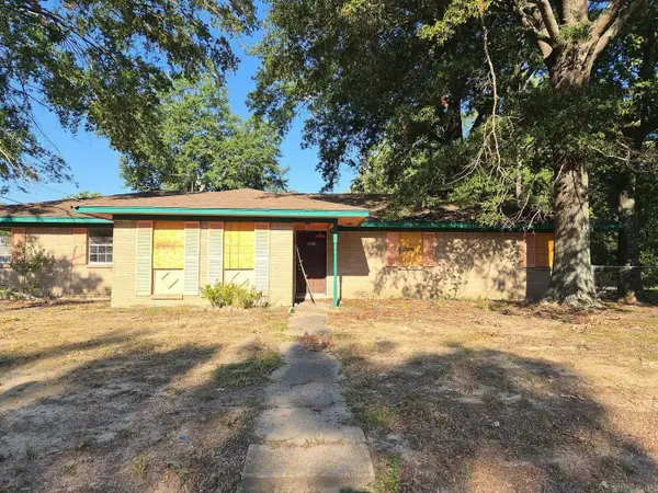 3320 S Main Street, Pine Bluff, AR 71601