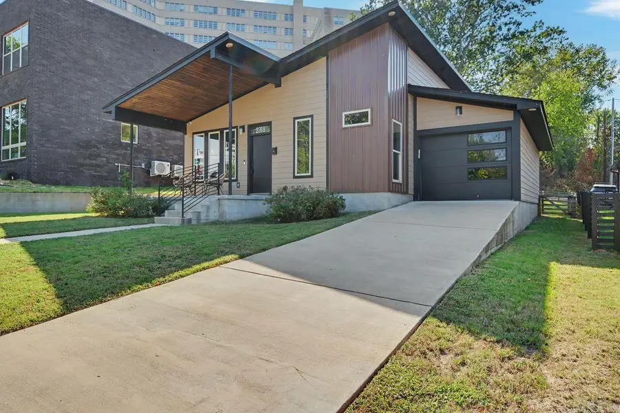 2318 S Rock St, Little Rock, AR 72206 - #2