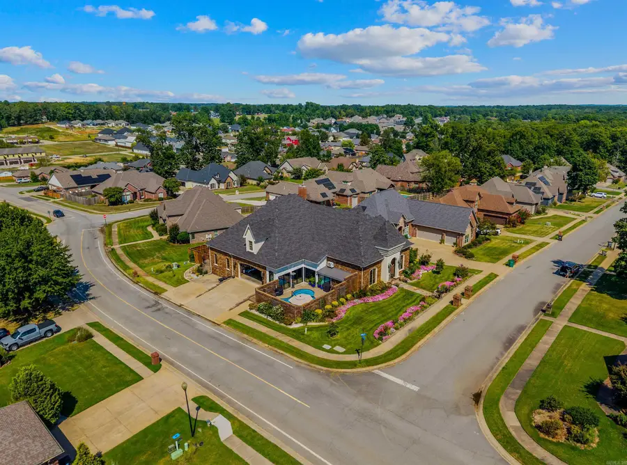 418 Suncrest Street, Bryant, AR 72022 - #2