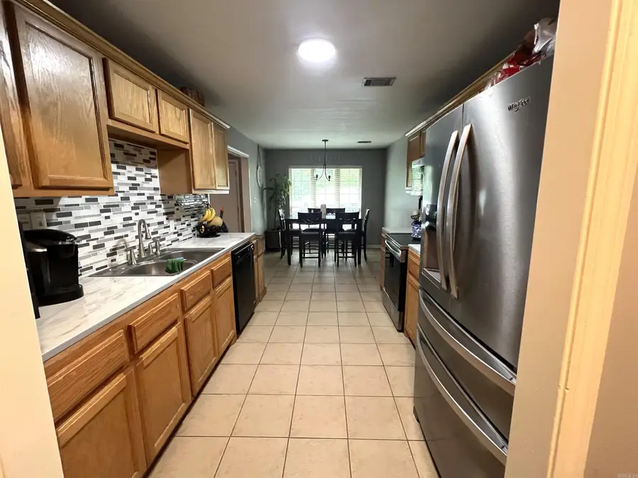 368 Meadow Creek Drive, Benton, AR 72015 - #3