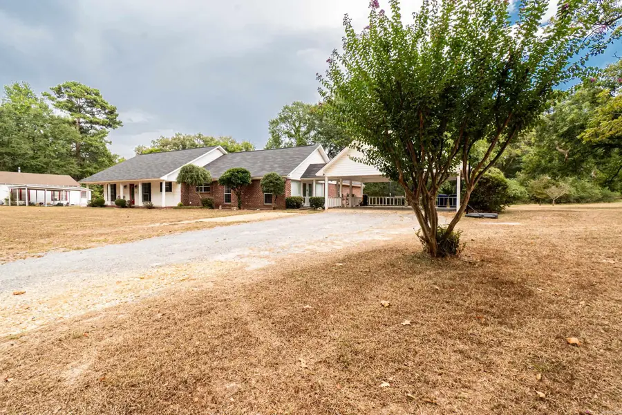 895 Agnes Rd, El Dorado, AR 71730 - #3