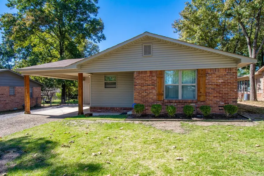 9303 Peach Tree Drive, Sherwood, AR 72120 - #2