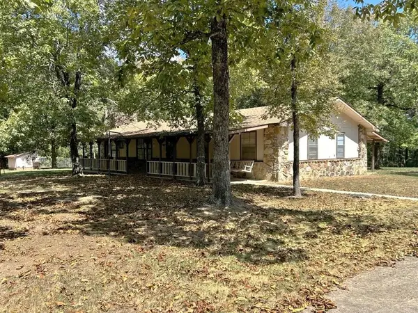 2631 Hub Willis Road, Mountain View, AR 72560