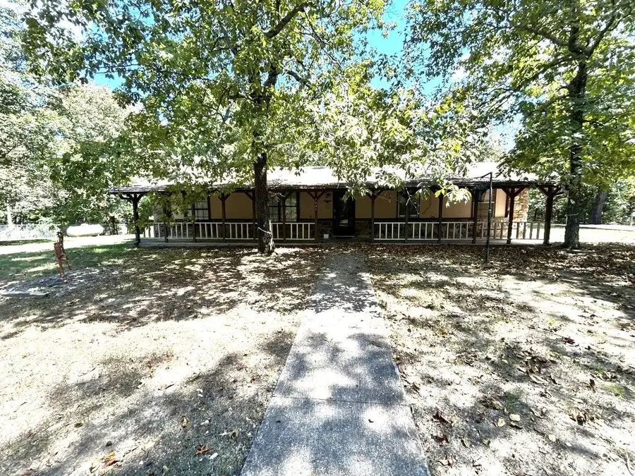2631 Hub Willis Road, Mountain View, AR 72560 - #2