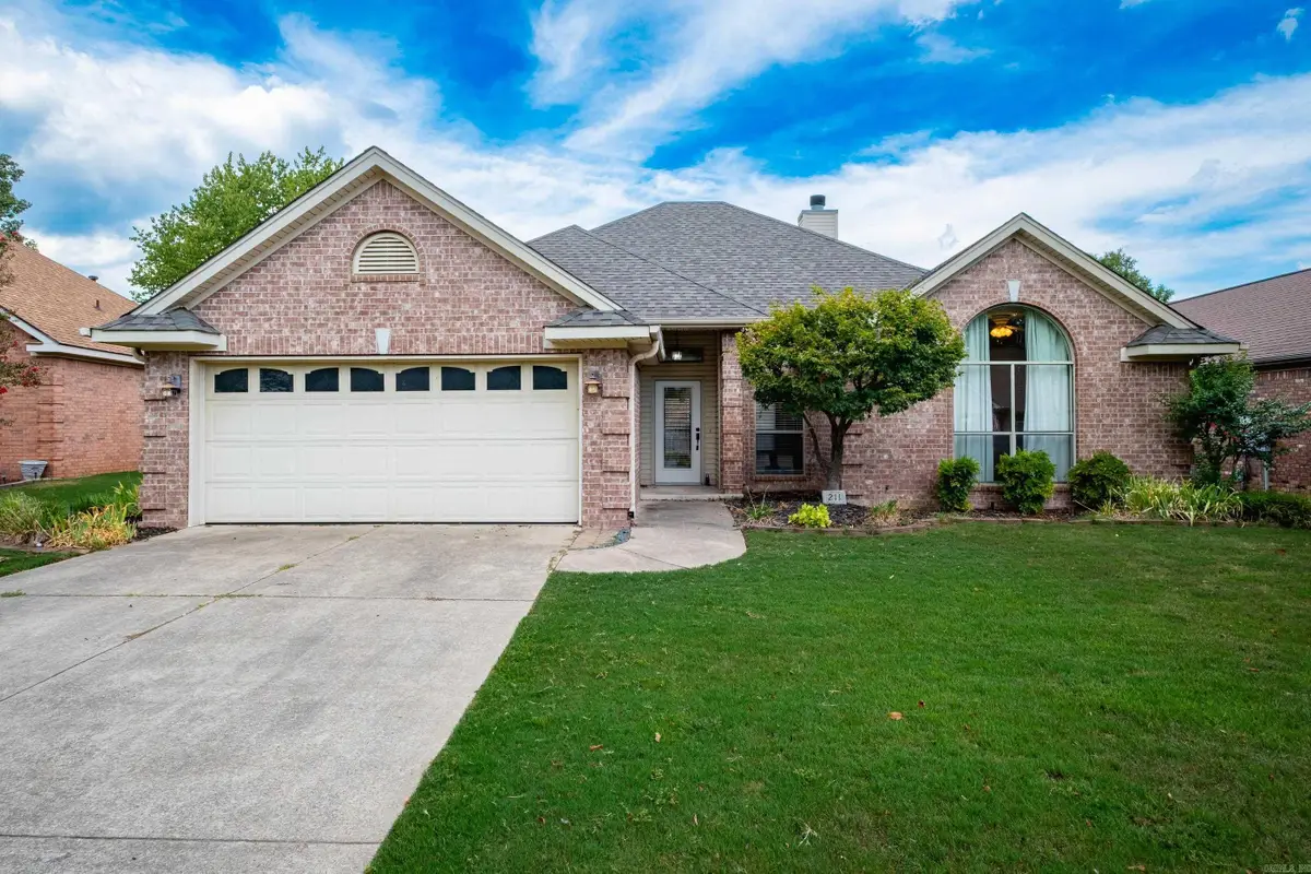 211 Chantilly Circle, Maumelle, AR 72113 - #1